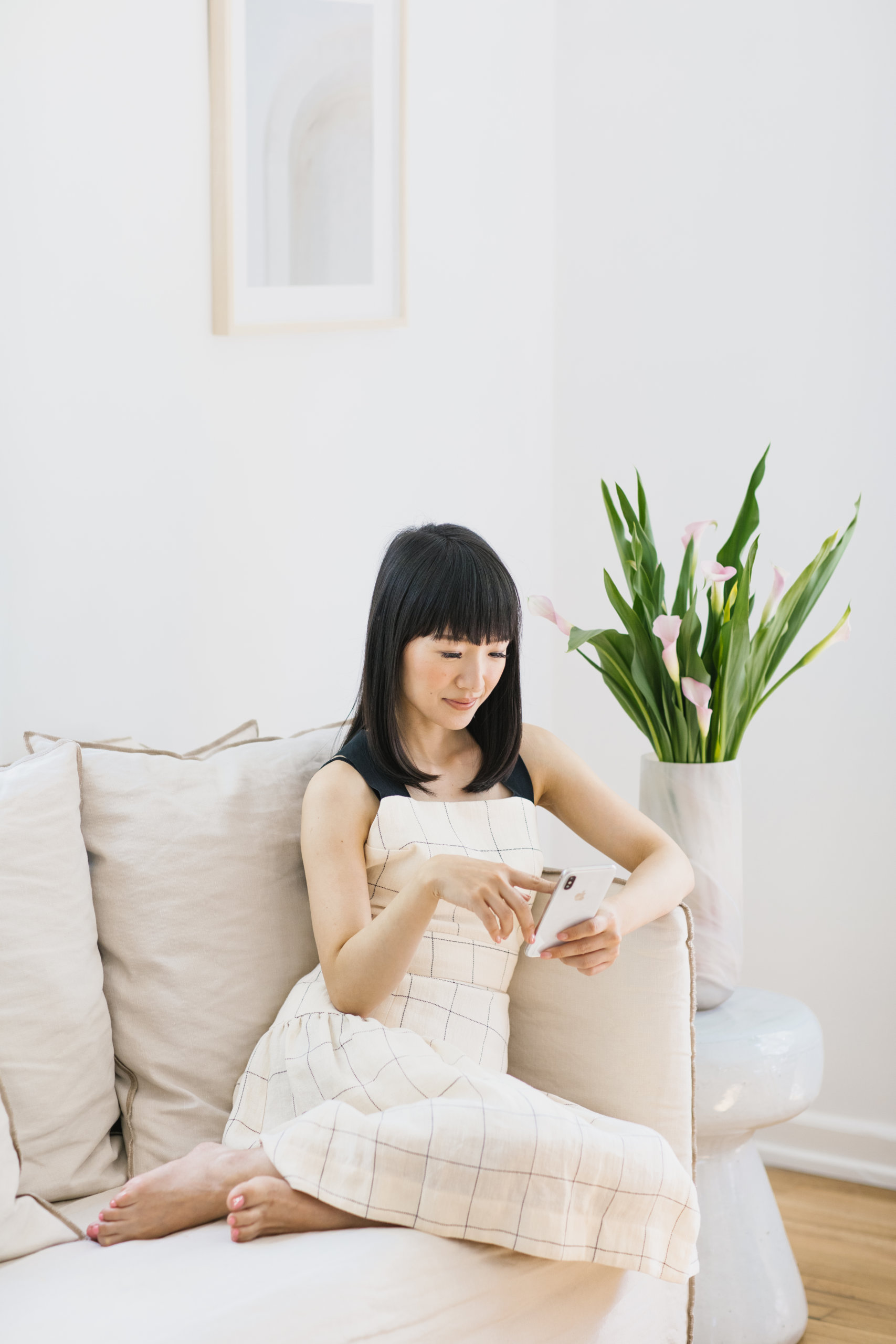 texting-phone-konmari